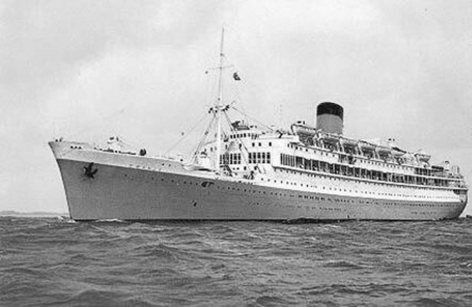 Passagiersschip Oranje van de Stoomvaart Mij. NL, gebouwd in 1939